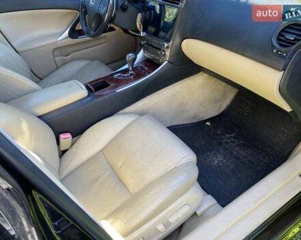 Чорний Лексус ІС, об'ємом двигуна 2.5 л та пробігом 227 тис. км за 7800 $, фото 13 на Automoto.ua