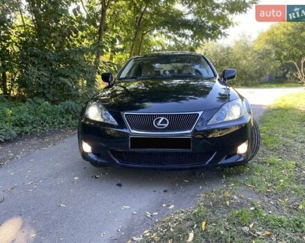Чорний Лексус ІС, об'ємом двигуна 2.5 л та пробігом 227 тис. км за 7800 $, фото 1 на Automoto.ua