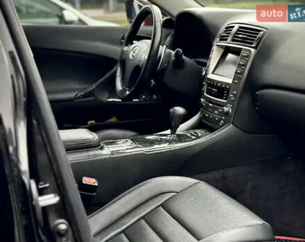 Черный Лексус ИС, объемом двигателя 3 л и пробегом 220 тыс. км за 6100 $, фото 5 на Automoto.ua