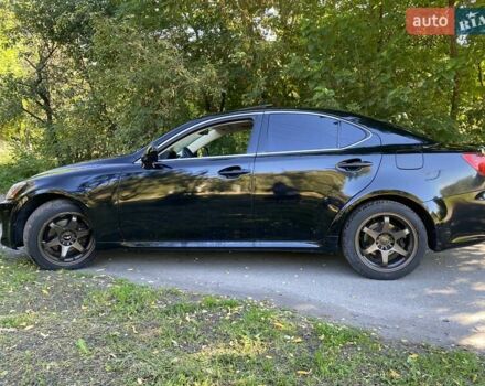 Чорний Лексус ІС, об'ємом двигуна 2.5 л та пробігом 227 тис. км за 7800 $, фото 4 на Automoto.ua
