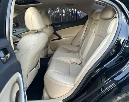 Чорний Лексус ІС, об'ємом двигуна 2.5 л та пробігом 207 тис. км за 9350 $, фото 21 на Automoto.ua