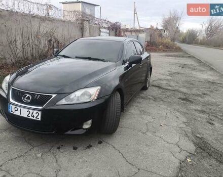 Чорний Лексус ІС, об'ємом двигуна 2.23 л та пробігом 377 тис. км за 4600 $, фото 4 на Automoto.ua