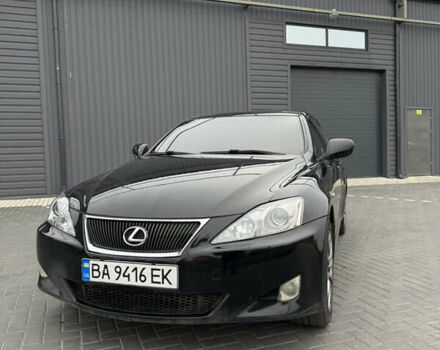 Черный Лексус ИС, объемом двигателя 2.5 л и пробегом 245 тыс. км за 9400 $, фото 1 на Automoto.ua