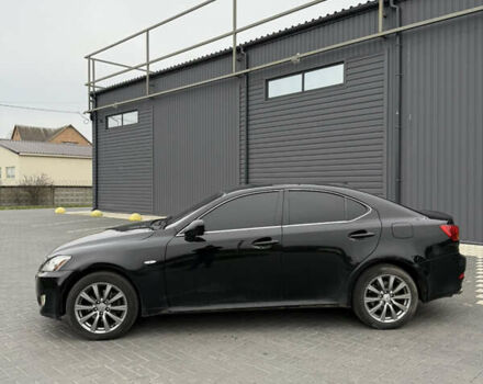 Черный Лексус ИС, объемом двигателя 2.5 л и пробегом 245 тыс. км за 9400 $, фото 2 на Automoto.ua
