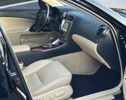 Чорний Лексус ІС, об'ємом двигуна 2.5 л та пробігом 207 тис. км за 9350 $, фото 23 на Automoto.ua