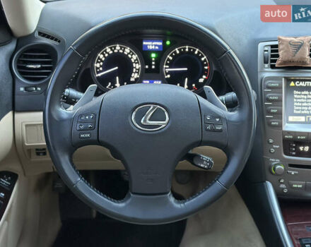 Чорний Лексус ІС, об'ємом двигуна 2.5 л та пробігом 207 тис. км за 9350 $, фото 26 на Automoto.ua