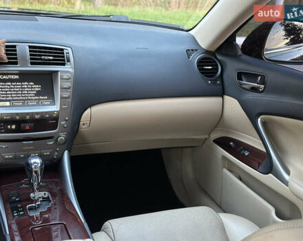 Чорний Лексус ІС, об'ємом двигуна 2.5 л та пробігом 207 тис. км за 9350 $, фото 25 на Automoto.ua