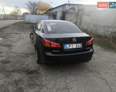 Чорний Лексус ІС, об'ємом двигуна 2.23 л та пробігом 377 тис. км за 4600 $, фото 2 на Automoto.ua
