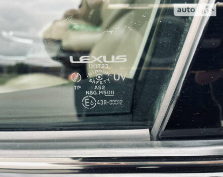 Черный Лексус ИС, объемом двигателя 2.2 л и пробегом 258 тыс. км за 9800 $, фото 13 на Automoto.ua