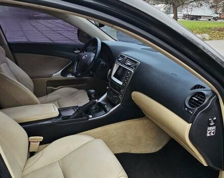 Чорний Лексус ІС, об'ємом двигуна 2.23 л та пробігом 270 тис. км за 7000 $, фото 27 на Automoto.ua