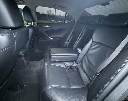 Черный Лексус ИС, объемом двигателя 2.5 л и пробегом 244 тыс. км за 9600 $, фото 16 на Automoto.ua