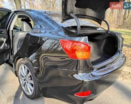 Черный Лексус ИС, объемом двигателя 3 л и пробегом 260 тыс. км за 7990 $, фото 12 на Automoto.ua