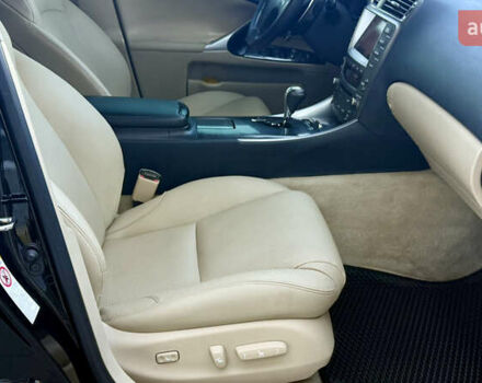 Черный Лексус ИС, объемом двигателя 2.5 л и пробегом 130 тыс. км за 8800 $, фото 26 на Automoto.ua