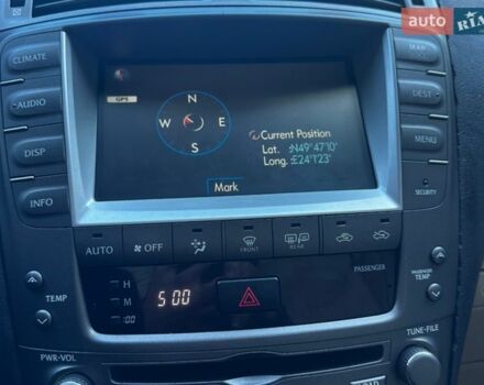 Черный Лексус ИС, объемом двигателя 3 л и пробегом 235 тыс. км за 9100 $, фото 4 на Automoto.ua