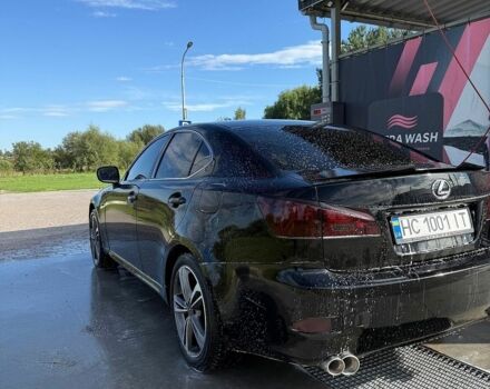 Чорний Лексус ІС, об'ємом двигуна 2.23 л та пробігом 220 тис. км за 8000 $, фото 4 на Automoto.ua