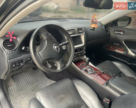 Чорний Лексус ІС, об'ємом двигуна 2.5 л та пробігом 192 тис. км за 8950 $, фото 5 на Automoto.ua