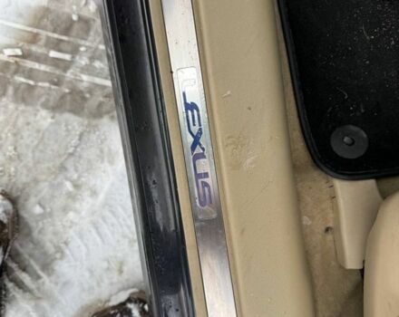 Чорний Лексус ІС, об'ємом двигуна 2.2 л та пробігом 238 тис. км за 5000 $, фото 6 на Automoto.ua