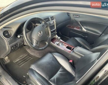 Чорний Лексус ІС, об'ємом двигуна 2.5 л та пробігом 153 тис. км за 9800 $, фото 12 на Automoto.ua