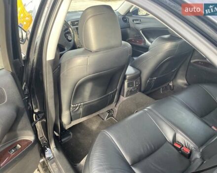 Чорний Лексус ІС, об'ємом двигуна 2.5 л та пробігом 153 тис. км за 9800 $, фото 13 на Automoto.ua