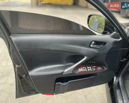 Чорний Лексус ІС, об'ємом двигуна 2.5 л та пробігом 192 тис. км за 8950 $, фото 4 на Automoto.ua