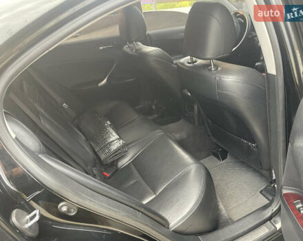 Чорний Лексус ІС, об'ємом двигуна 2.5 л та пробігом 192 тис. км за 8950 $, фото 7 на Automoto.ua