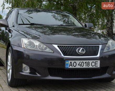 Черный Лексус ИС, объемом двигателя 2.5 л и пробегом 182 тыс. км за 10600 $, фото 24 на Automoto.ua