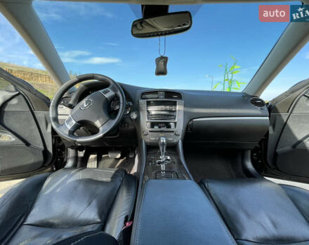 Чорний Лексус ІС, об'ємом двигуна 2.5 л та пробігом 204 тис. км за 11200 $, фото 9 на Automoto.ua