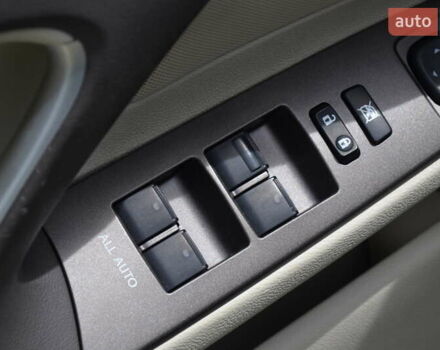 Черный Лексус ИС, объемом двигателя 2.5 л и пробегом 182 тыс. км за 10999 $, фото 46 на Automoto.ua