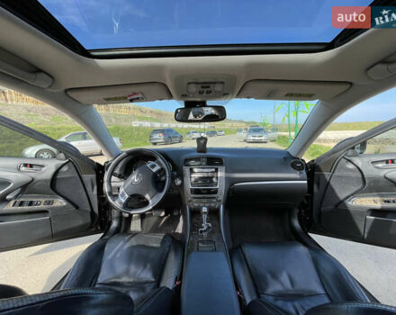 Чорний Лексус ІС, об'ємом двигуна 2.5 л та пробігом 204 тис. км за 11200 $, фото 7 на Automoto.ua