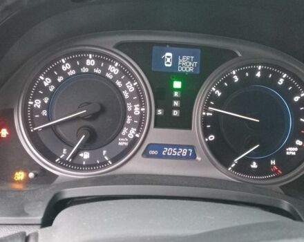 Черный Лексус ИС, объемом двигателя 2.5 л и пробегом 200 тыс. км за 9500 $, фото 4 на Automoto.ua