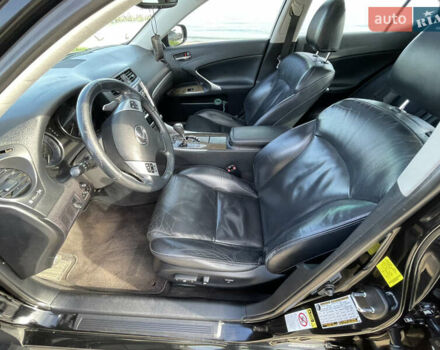 Чорний Лексус ІС, об'ємом двигуна 2.5 л та пробігом 204 тис. км за 11200 $, фото 13 на Automoto.ua