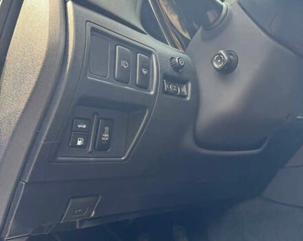 Черный Лексус ИС, объемом двигателя 2.23 л и пробегом 274 тыс. км за 9900 $, фото 11 на Automoto.ua