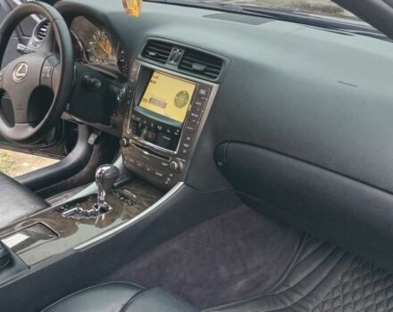 Черный Лексус ИС, объемом двигателя 2.5 л и пробегом 200 тыс. км за 9500 $, фото 3 на Automoto.ua