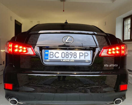 Черный Лексус ИС, объемом двигателя 2.5 л и пробегом 293 тыс. км за 11600 $, фото 2 на Automoto.ua