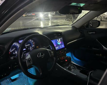 Чорний Лексус ІС, об'ємом двигуна 2.5 л та пробігом 240 тис. км за 13500 $, фото 5 на Automoto.ua