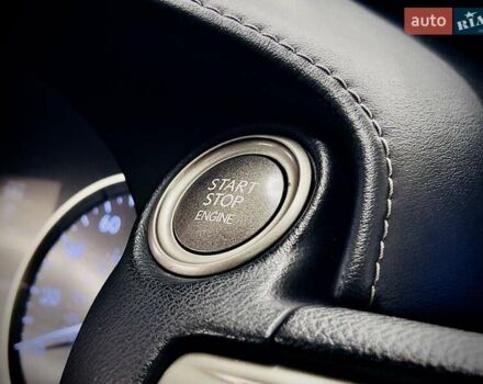 Черный Лексус ИС, объемом двигателя 2.5 л и пробегом 193 тыс. км за 16599 $, фото 27 на Automoto.ua