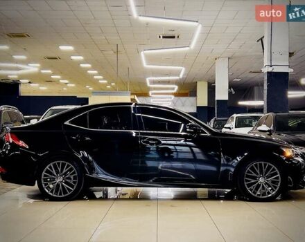 Черный Лексус ИС, объемом двигателя 2.5 л и пробегом 193 тыс. км за 16599 $, фото 6 на Automoto.ua