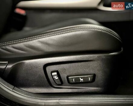 Черный Лексус ИС, объемом двигателя 2.5 л и пробегом 193 тыс. км за 16599 $, фото 24 на Automoto.ua
