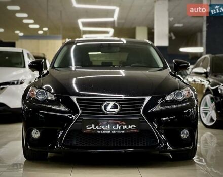 Черный Лексус ИС, объемом двигателя 2.5 л и пробегом 193 тыс. км за 16599 $, фото 3 на Automoto.ua