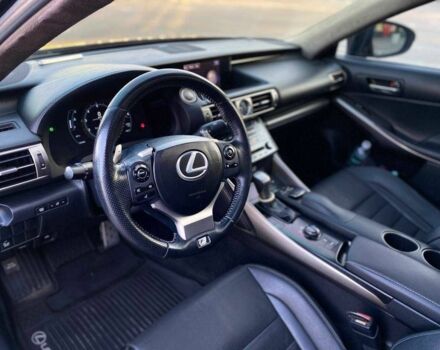 Чорний Лексус ІС, об'ємом двигуна 2.5 л та пробігом 149 тис. км за 17990 $, фото 13 на Automoto.ua
