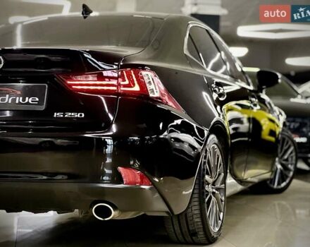 Черный Лексус ИС, объемом двигателя 2.5 л и пробегом 193 тыс. км за 16599 $, фото 7 на Automoto.ua
