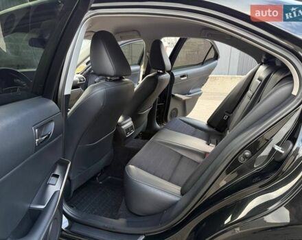 Чорний Лексус ІС, об'ємом двигуна 2.5 л та пробігом 135 тис. км за 16300 $, фото 15 на Automoto.ua