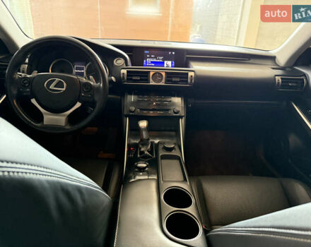 Черный Лексус ИС, объемом двигателя 2.5 л и пробегом 191 тыс. км за 15700 $, фото 21 на Automoto.ua