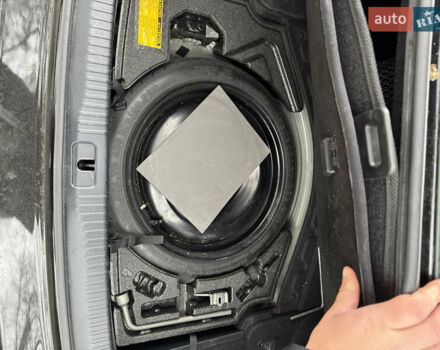 Черный Лексус ИС, объемом двигателя 2.5 л и пробегом 196 тыс. км за 16500 $, фото 11 на Automoto.ua