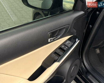 Черный Лексус ИС, объемом двигателя 2.5 л и пробегом 120 тыс. км за 16500 $, фото 18 на Automoto.ua