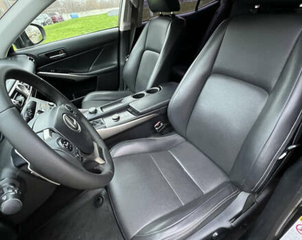 Черный Лексус ИС, объемом двигателя 2.5 л и пробегом 150 тыс. км за 17200 $, фото 9 на Automoto.ua