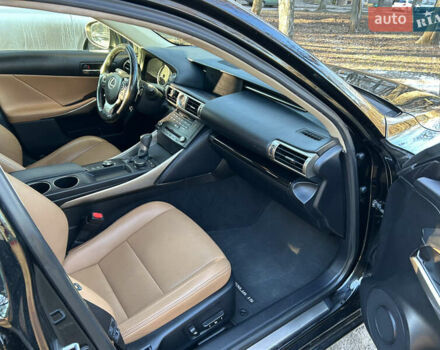 Чорний Лексус ІС, об'ємом двигуна 2 л та пробігом 97 тис. км за 19800 $, фото 13 на Automoto.ua