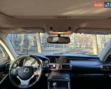 Чорний Лексус ІС, об'ємом двигуна 2 л та пробігом 97 тис. км за 19800 $, фото 17 на Automoto.ua