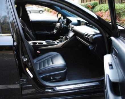 Черный Лексус ИС, объемом двигателя 2.5 л и пробегом 79 тыс. км за 11200 $, фото 10 на Automoto.ua