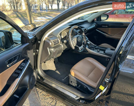 Чорний Лексус ІС, об'ємом двигуна 2 л та пробігом 97 тис. км за 19800 $, фото 11 на Automoto.ua